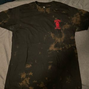 Death row records black with “bleached” look